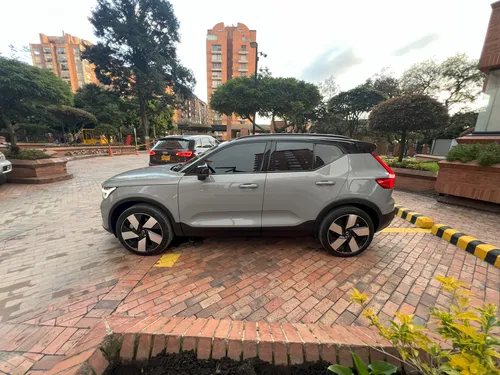 Volvo XC40 Recharge Ultimate Pure Electric
