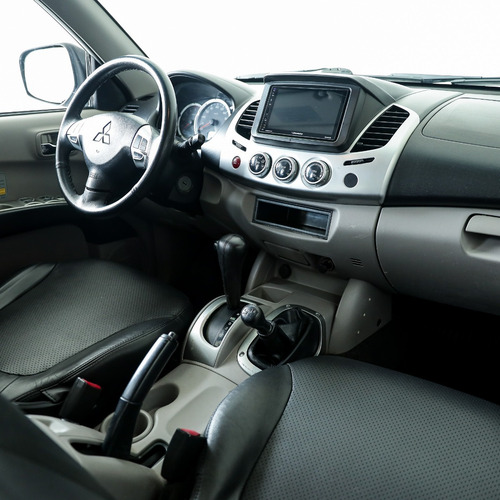Imagem 4 de 13 de L200 Triton 3.2