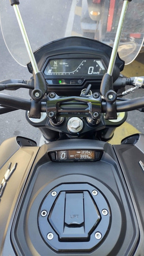 Bajaj Dominar