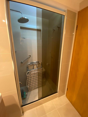 Alquiler Apartamento 3 Dormitorios En Suite, Full Amenities, En Edificio Golden Gate, Playa Mansa, Punta Del Este