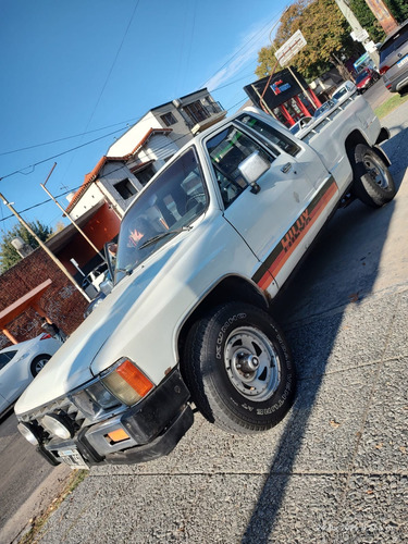 Toyota Hilux 2.4 S/cab 4x2 D