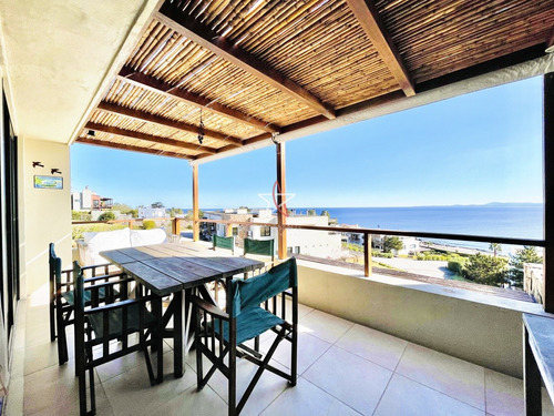 Alquiler Temporario De Apartamento De 2 Dormitorios Con Parrillero Y Vista Al Mar, Punta Ballena