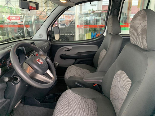 Imagem 8 de 15 de Doblò 1.8 Mpi Essence 7l 16v Flex 4p Manual