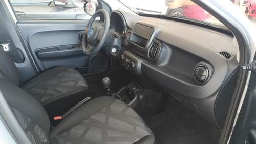 Imagem 11 de 12 de Fiat Mobi Like 1.0 (flex)