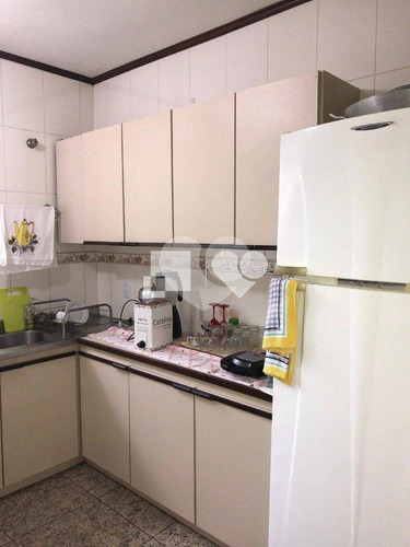 Imagem 20 de 30 de Vende Casa 6 Dormitórios, Suíte, Churrasqueira, 3 Vagas No Bairro Menino Deus - Reo452750