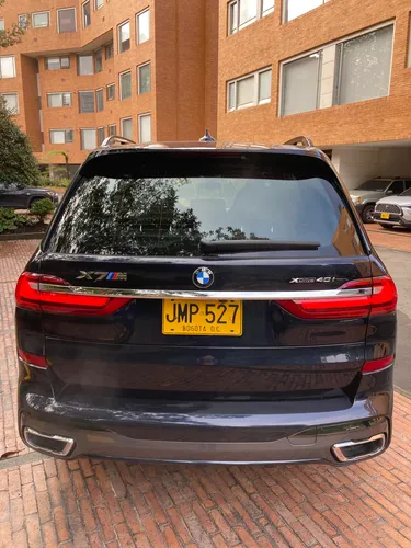 BMW X7 3.0 Xdrive 40i Pure Excelence