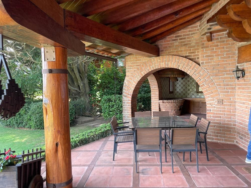 Casa En Condominio En El Lago En Bugambilias