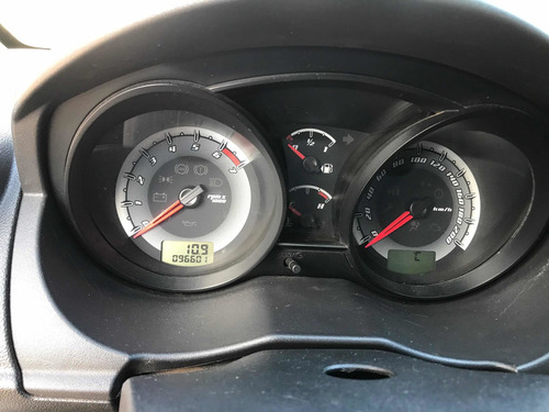 Imagem 7 de 9 de Ford Fiesta Sedan 2013 1.6 Pulse Flex 4p