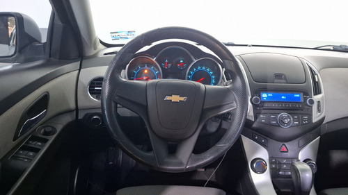 Chevrolet Cruze 1.8 LS A AT