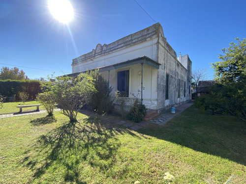 Casa De 5 Dormitorios A Reciclar En Venta Roldan Ideal Proyecto