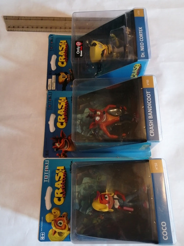 Figuras Totaku Crash Bandicoot Coco Dr Neo Cortex