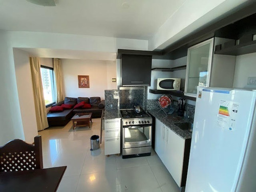 Imagen 8 de 22 de Departamento De Categoría Con Vista Panoramica !!