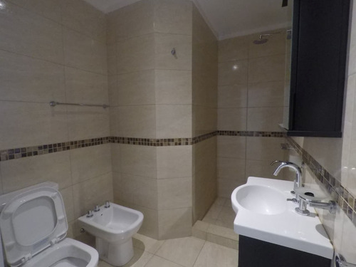 Imagen 8 de 12 de Santo Tome 5176 Ph 1º Piso 3 Amb Con Balcon Entrega Ya