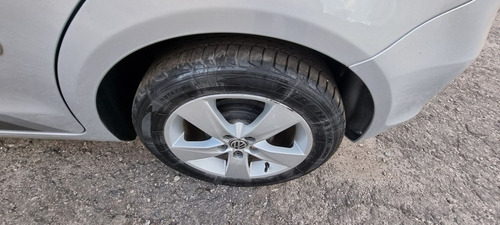 Imagem 14 de 15 de Volkswagen Polo 2014 1.6 Vht Sportline Total Flex 5p
