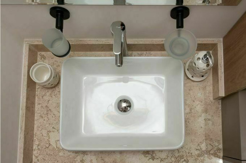 En Juriquilla San Isidro, 3 Recamaras, Una En Pb, 3 Baños Completos, Estudio