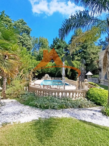 Venta Casa De Cuatro Dormitorios En Club De Campo San Diego