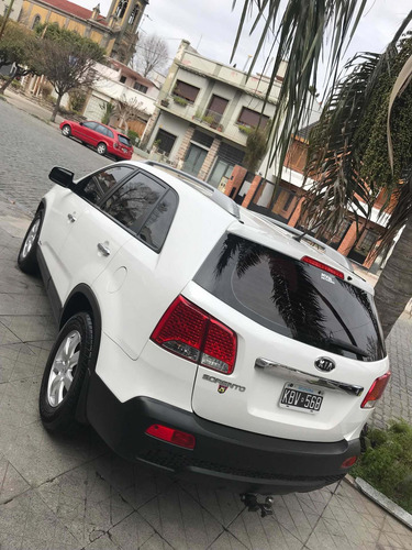 Imagen 4 de 8 de Kia Sorento 2011 2.4 Ex 4x4 6at