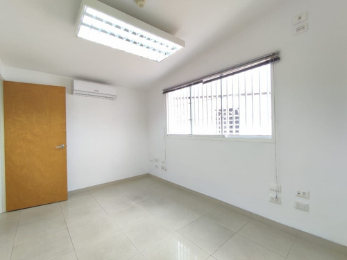 Imagen 8 de 15 de Se Alquila Casa Para Oficina 228m2 La Trinidad