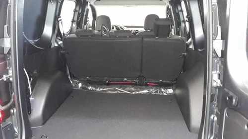 Renault Kangoo Confort 5a 1.5 Dci 2021 Okm Patentada (LG)