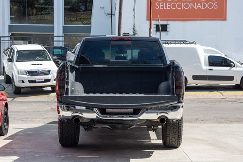 Doge Ram 1500 5.7 V8 Laramie 4x4 Taraborelli *