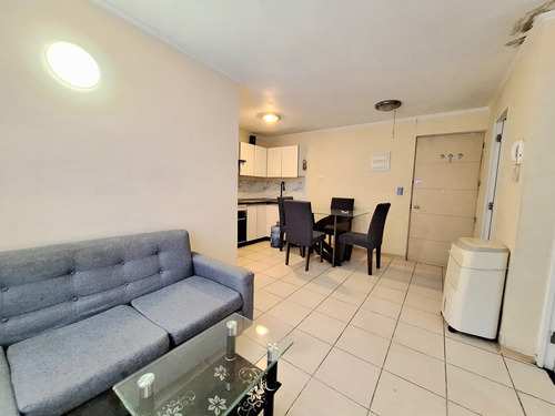Arriendo Depto. 2d/1b, Semi Amoblado + Bod - Santiago