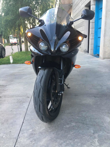 Yamaha Yfz R1