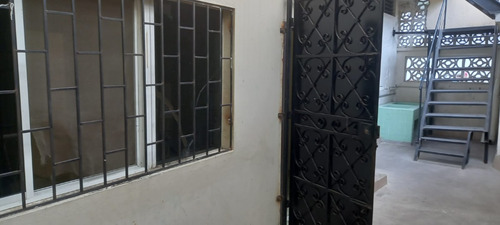 Se Alquila Amplio Departamento En El Centro De Milagro