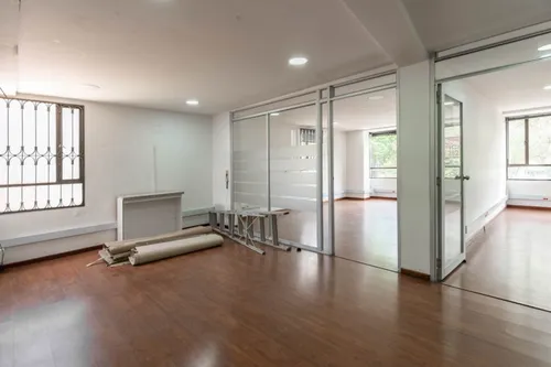 Oficina En Arriendo En Chico Norte Ii Sector. Cod A16706
