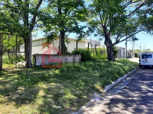 Terreno Con Mejoras, Inmejorable Para Industria Y Comercio