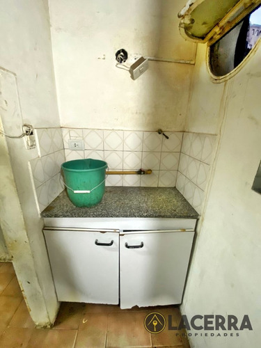 Imagen 18 de 21 de Local En Venta Villa Ballester Con Cochera !!!!!!