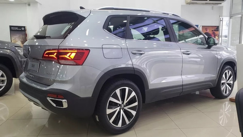 Imagen 4 de 20 de Volkswagen Taos 1.4 250 Tsi Highline Vw Alra S.a 12