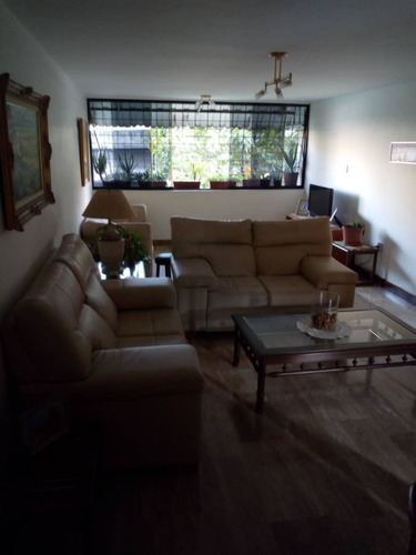 Imagen 2 de 12 de Apartamento En Venta San Roman