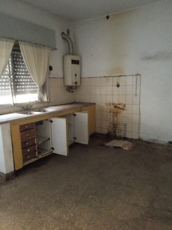 Imagen 10 de 30 de Wilde Oeste - Venta En Block Lote De 420 M2 Con 5 Departamentos. Ideal Renta.