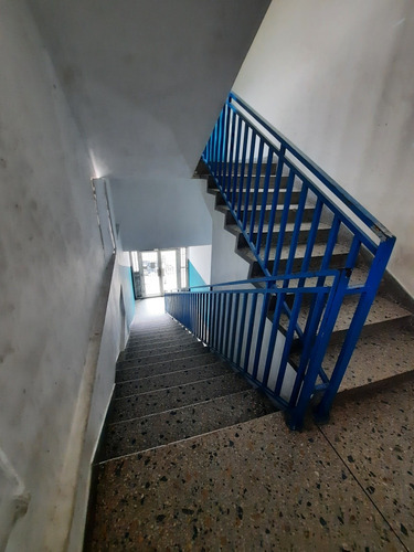 Yannet Inmuebles Vende Edificio Mas Local En Av Las Ferias