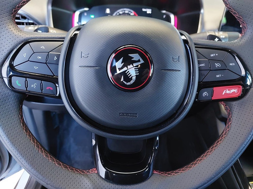 Fiat FASTBACK 1.3 TURBO 270 ABARTH AT6