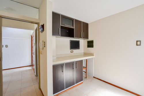 Casa En Venta De 3 Dormitorios Mas Escritorio En Gonnet 25 Y 484 Apto Banco . Toma Permuta