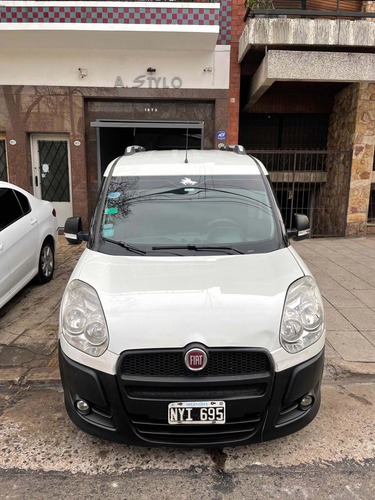 Imagen 3 de 8 de Fiat Doblo 1.4 Active Family