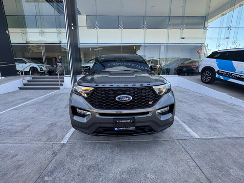 Ford Explorar St