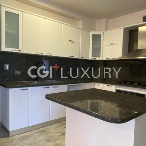 Cgi+ Luxury Vende Bella Casa En Morro Yacht Club