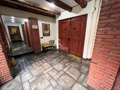 Casa En Venta De 4 Dorm. En Los Angeles