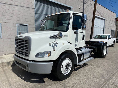 Freightliner M2 112