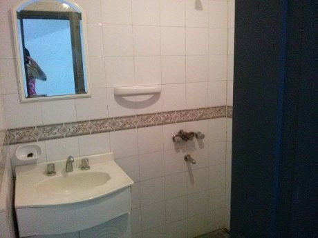 Imagen 5 de 10 de Salon En Venta En Quilmes Oeste