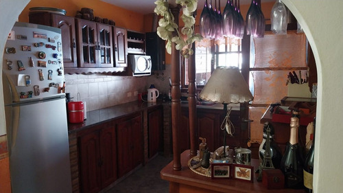 Casa 4 Ambientes Con Quincho Parrilla Y Jardin