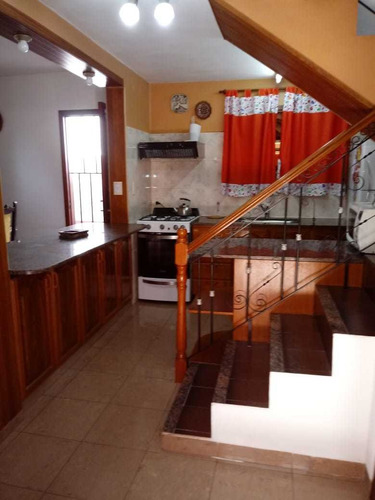 Imagen 5 de 14 de Duplex Lujo Céntrico 2 Dormitorios C/cochera Y Gas Natural