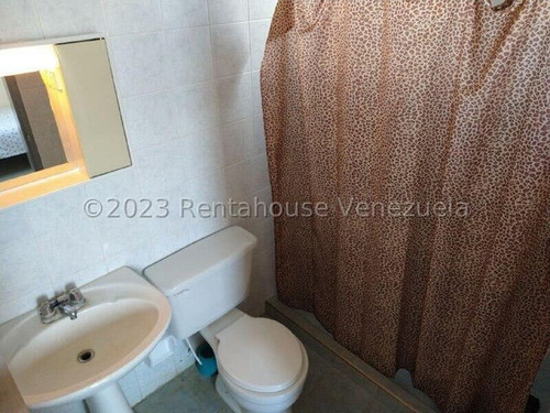 Francisco Rojas Norscia Rentahouse Vende, Terreno Con Granja En Cabudare Sector Tarabana, Via Pedro Y Pablo, 2 4 - 1 7 0 5 0, Ideal Para Invertir Y Disfrutar En Familia!!!