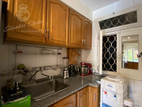 Imagen 6 de 30 de Casa - Lanús Este - Con Fondo Libre Y Pileta Climatizada !