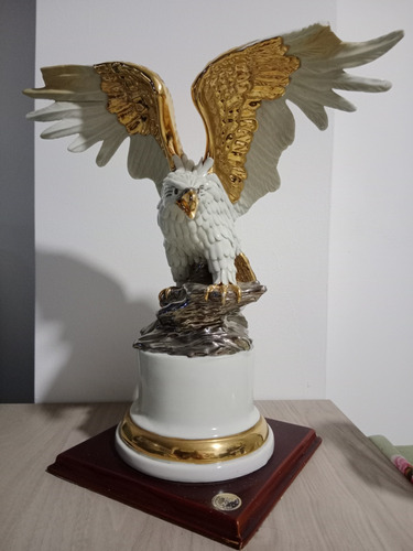 Porcelana Águila Sello Capodimonte Italia 