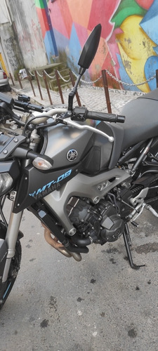 Imagem 5 de 11 de Yamaha Mt09 Abs