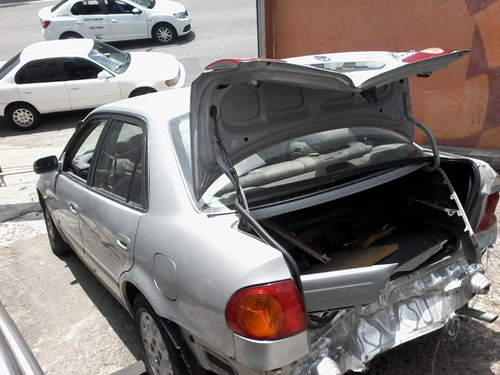 Toyota Corolla Wagon 1.6 Gli 97/98 - Sucata Só Peças