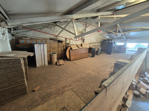 Bodega Comercial Mackenna Con Maule